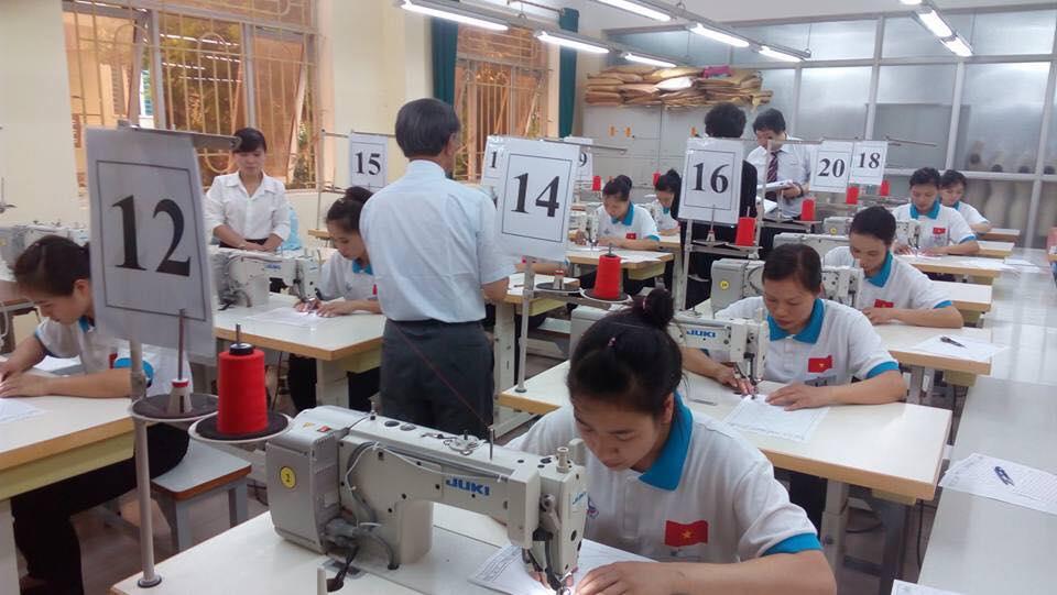 Tuyển gấp 18 lao động nữ may làm việc tại IWATE- Nhật Bản